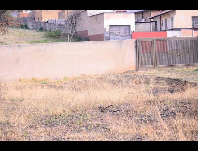 LAND FOR SALE IN UNIGRAY